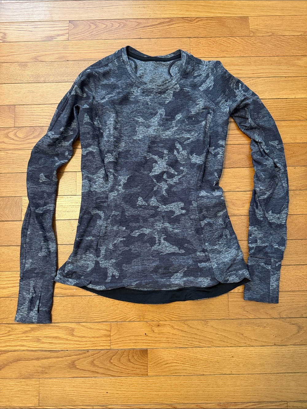 Lululemon Runderful Long Sleeve in Incognito Camo Heathered Black print